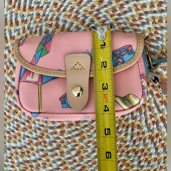 Dooney & Bourke Soft Pink Wristlet Bag Barbicore Preppy small - Picture 12 of 12
